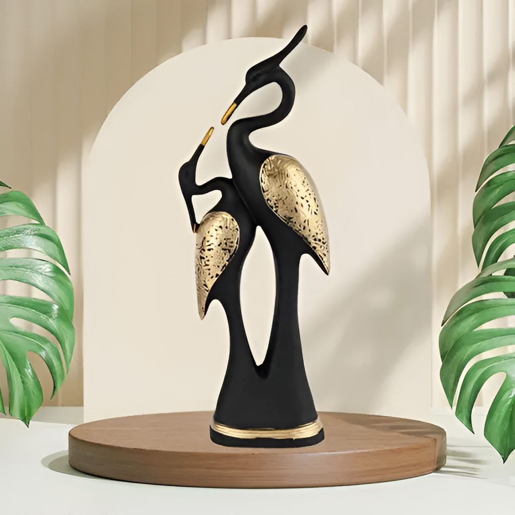 Velvique™ Black Pair of Kissing Swan (Black and Gold)