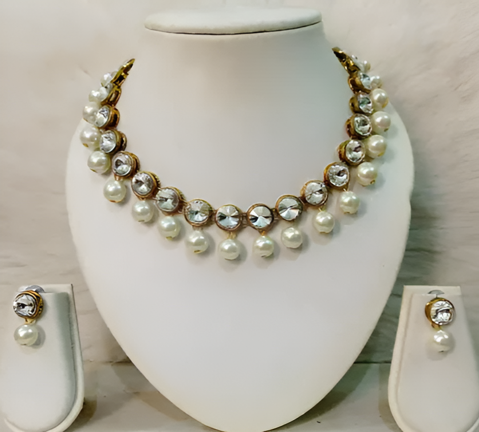 FURBELOW™ Kundan Beads Necklace Set