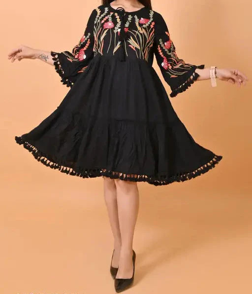 EMBROIDERY RAYON DRESS (BLACK)