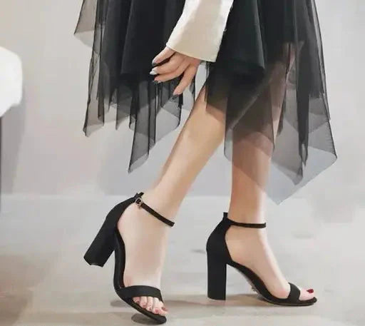 Miggler™ black heels