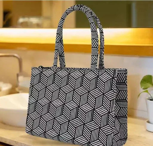 TOTE HANDBAG