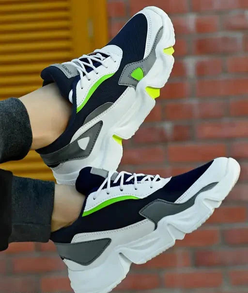 TES™ Green Sports Shoes