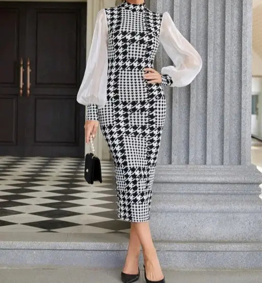 CHECKED BLACK & WHITE STYLE DRESS