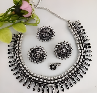 FURBELOW™ Oxidized Silver Jewellery Set